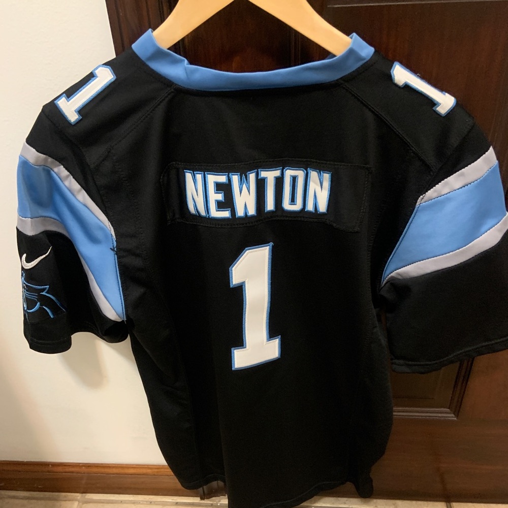 Youth L Carolina Panthers CAM NEWTON jersey.